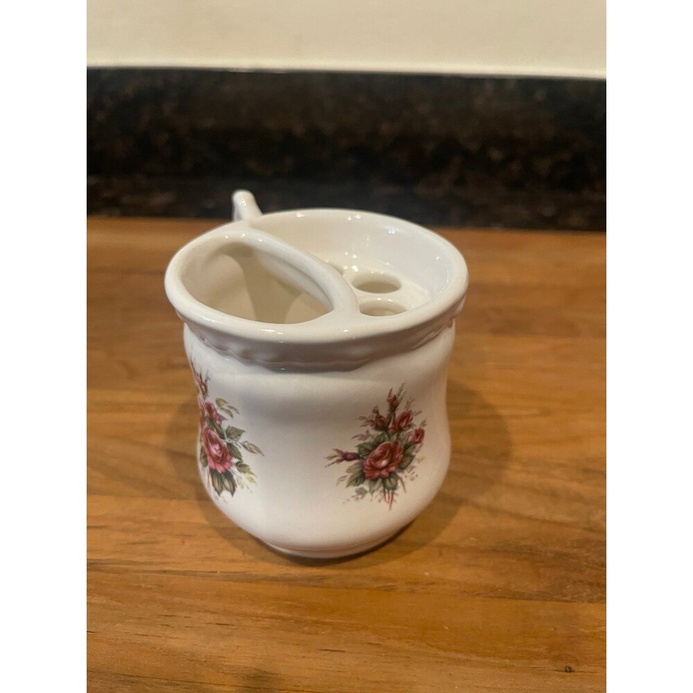 Victorian Athena Toothbrush & Razor Vanity Porcelain Mug - Picture 4 of 8
